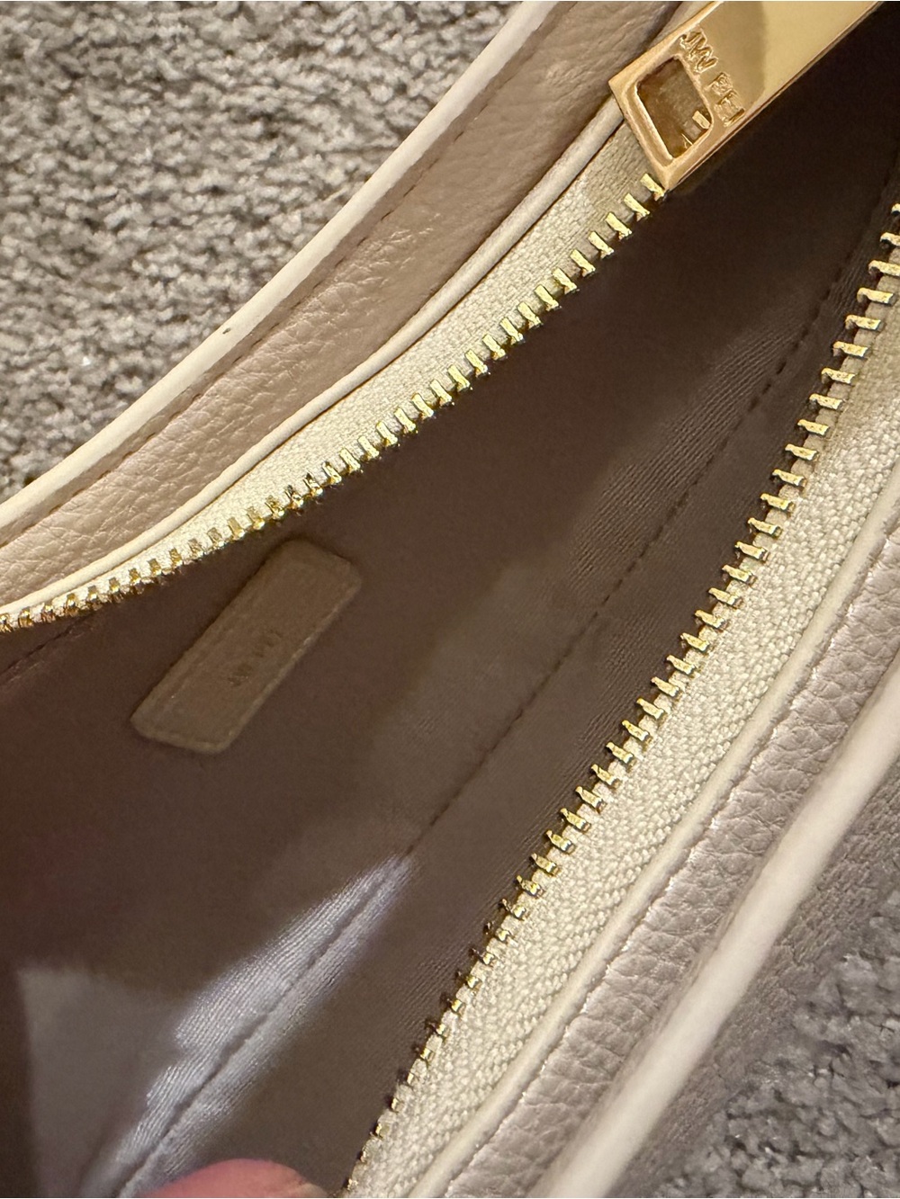 Cream Pebbled Leather Shoulder Bag - Picture 2 of 3